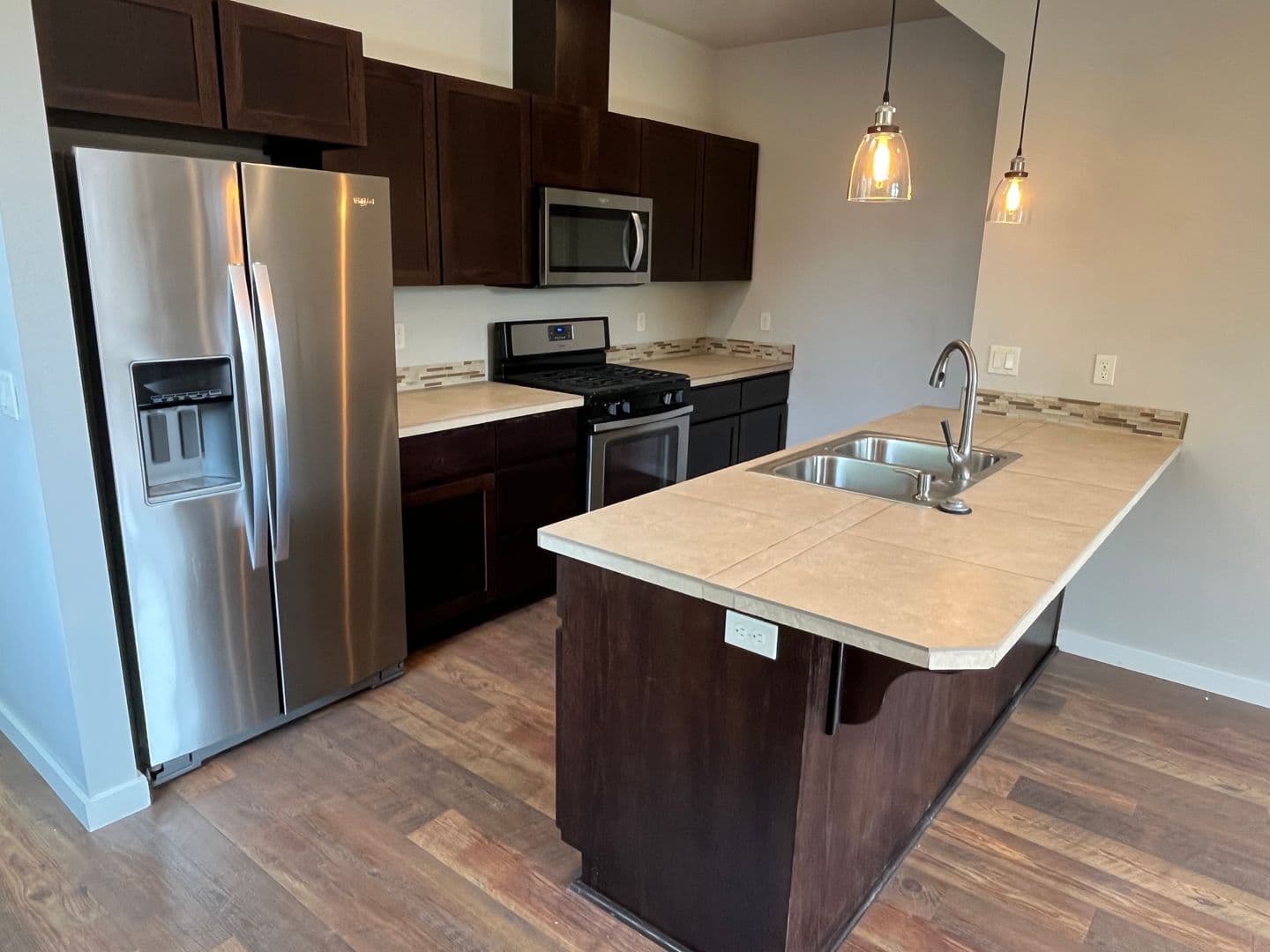 Bend Townhome: 63159 NE De Haviland St