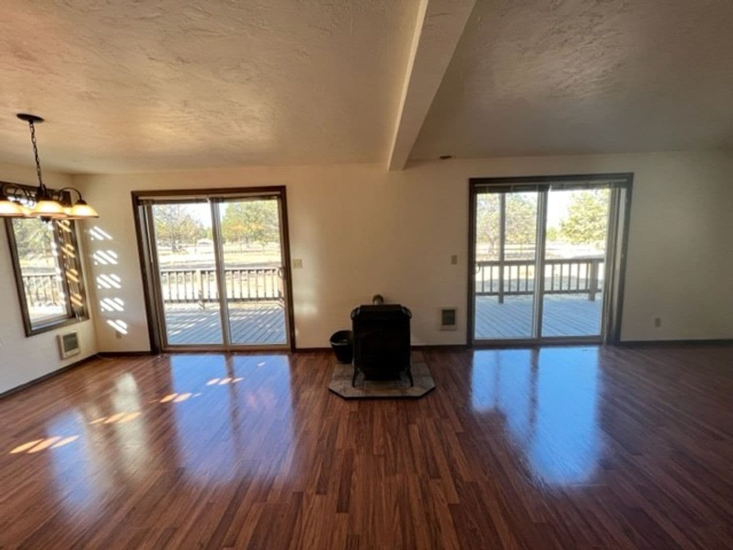 Powell Butte House: 8062 SW Copley Road