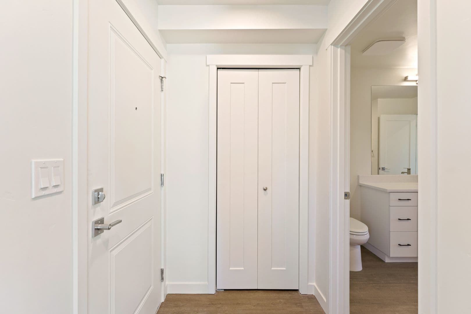 Bend Apartment: 61580 Brosterhous Rd