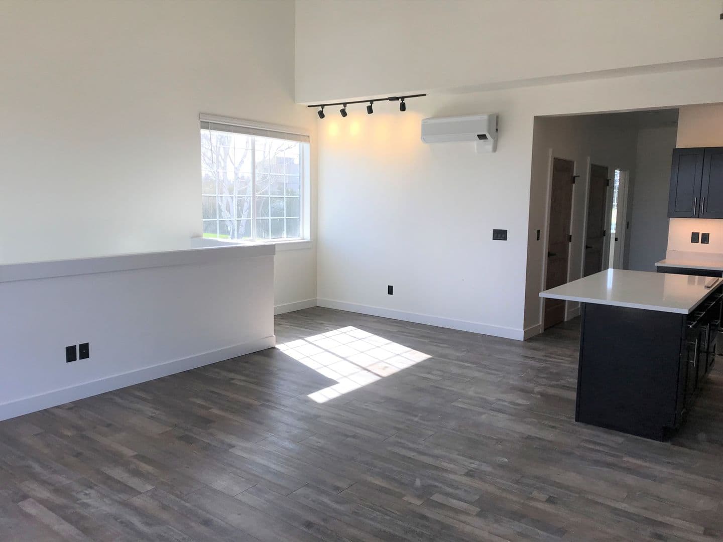Redmond Apartment: 1431 NW 4th Street