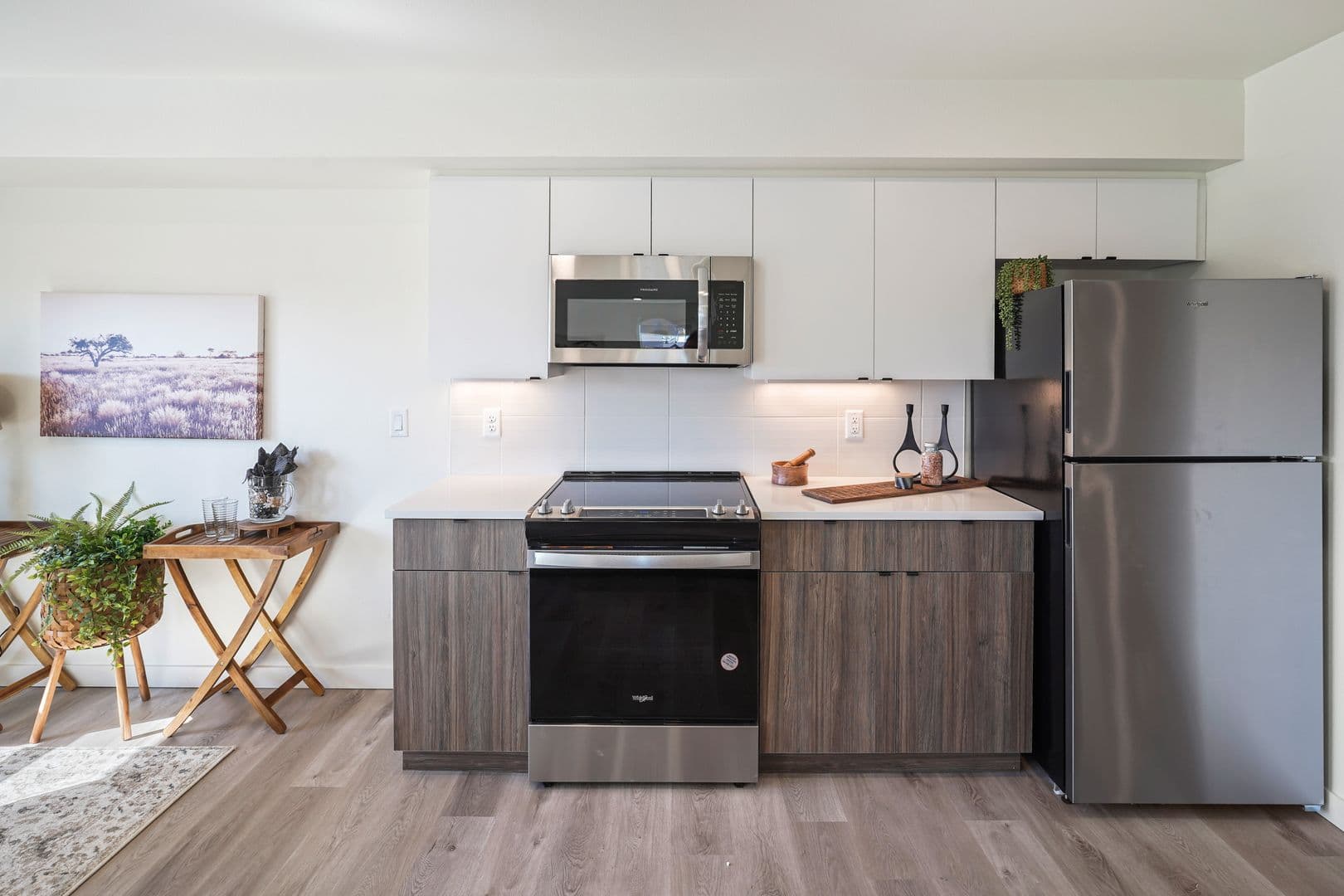 Bend Apartment: 369 SE Reed Market Road