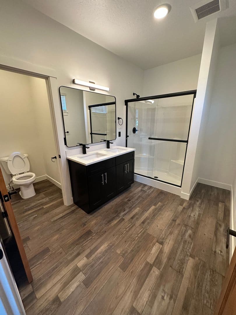 Redmond Apartment: 1441 NW 4th Street