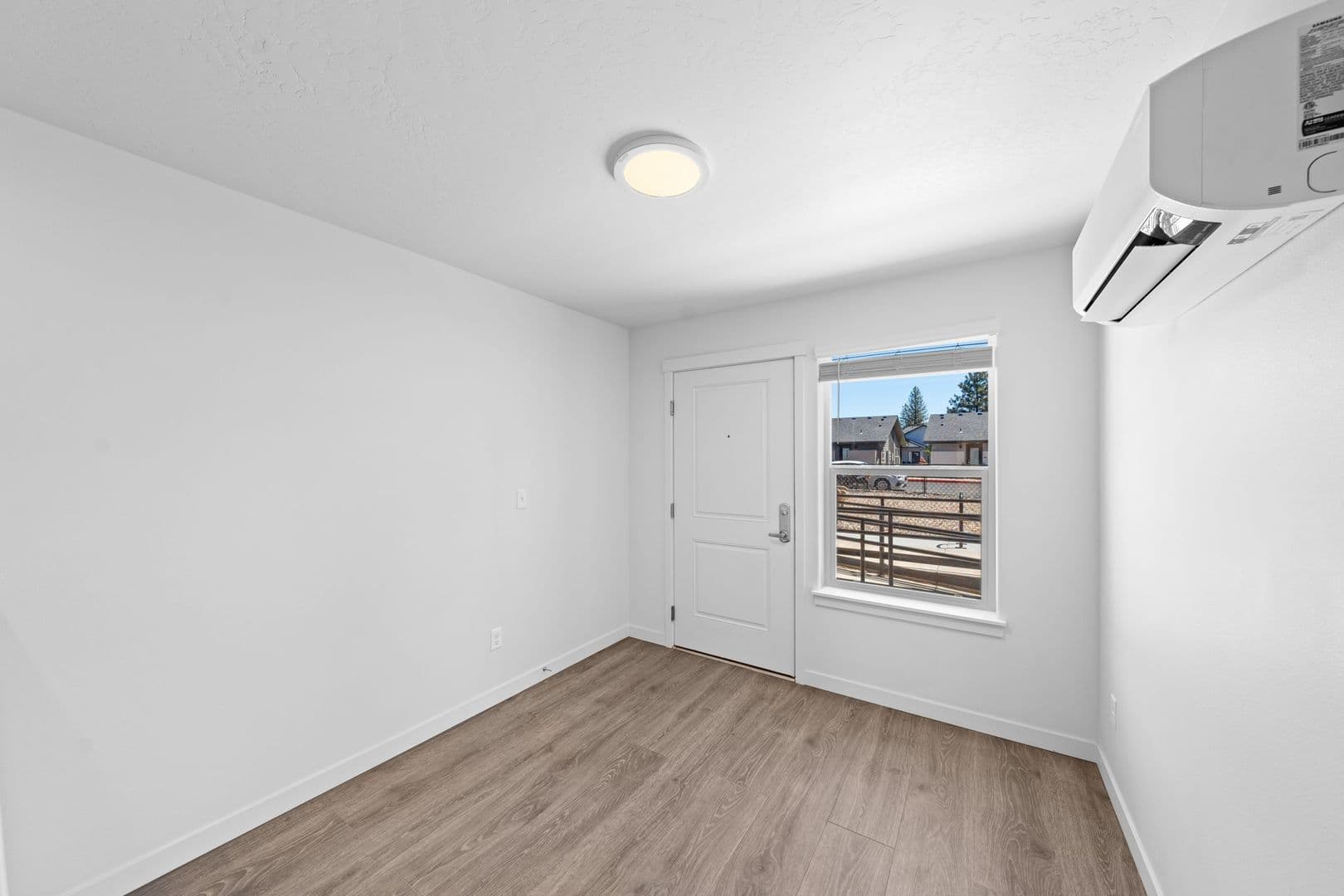 Bend Apartment: 21500 OConnor Way