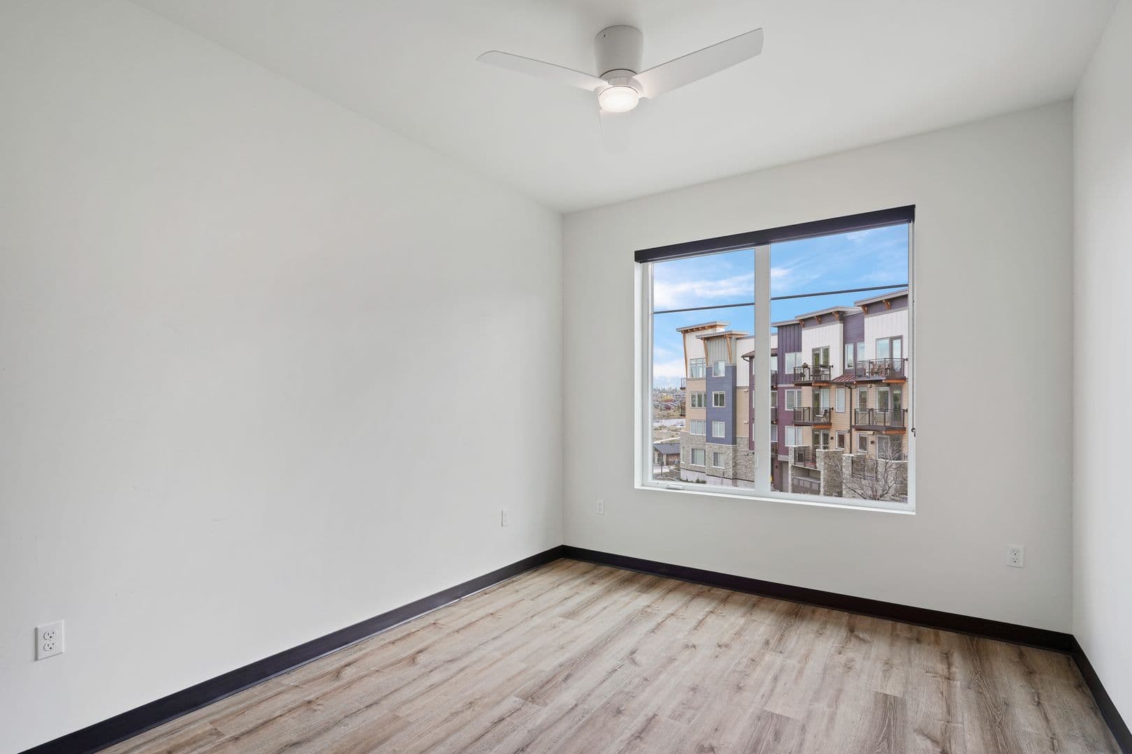 Bend Apartment: 144 SW Crowell Way