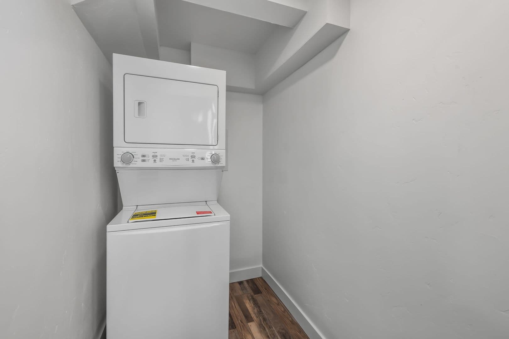 Redmond Apartment: 1431 NW 4th Street
