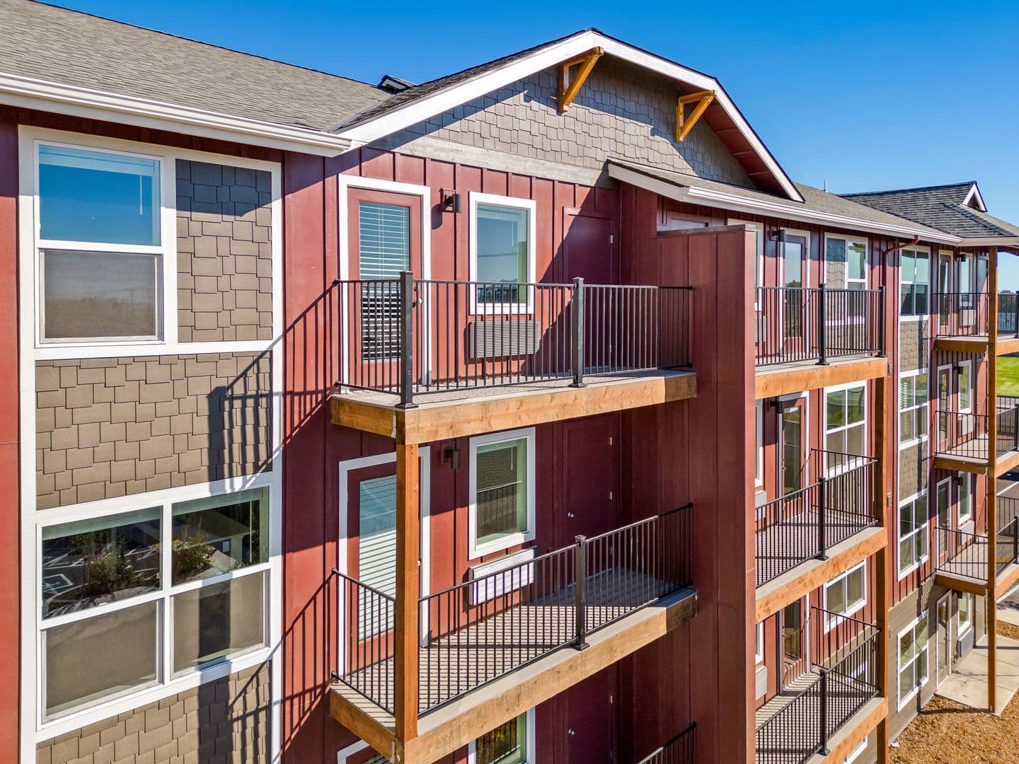 Redmond Apartment: 3025 NW 7th Street