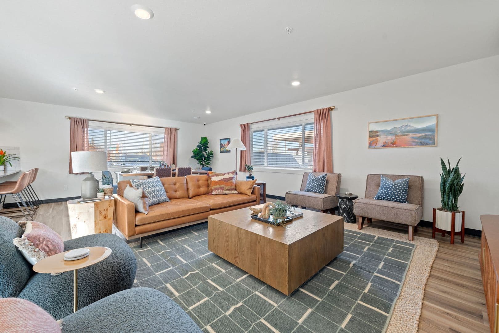 Redmond Apartment: 629 SW 5th Street