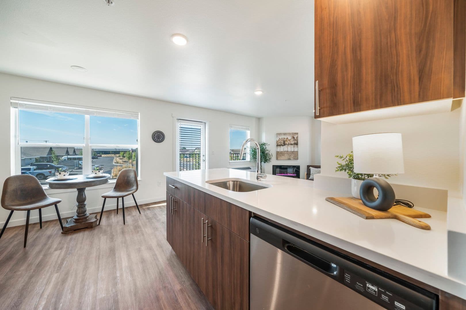 Redmond Apartment: 3025 NW 7th Street