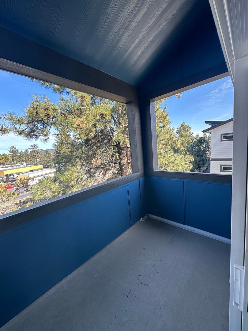 Bend Apartment: 61580 Brosterhous Rd