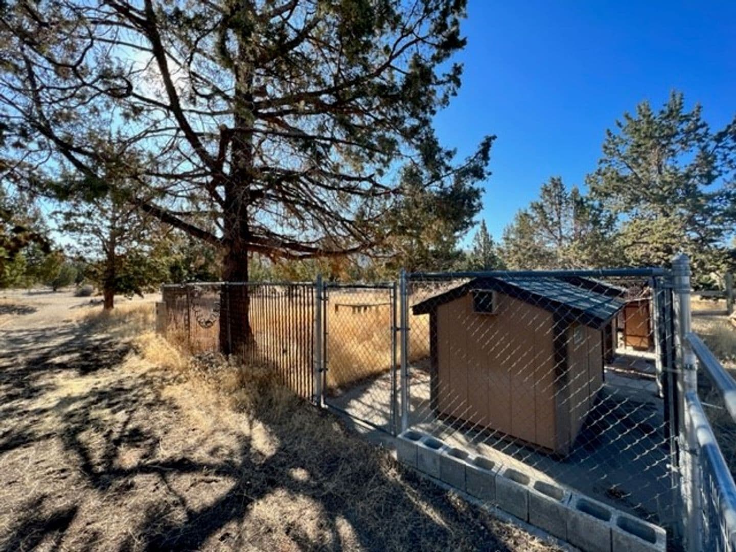 Powell Butte House: 8062 SW Copley Road