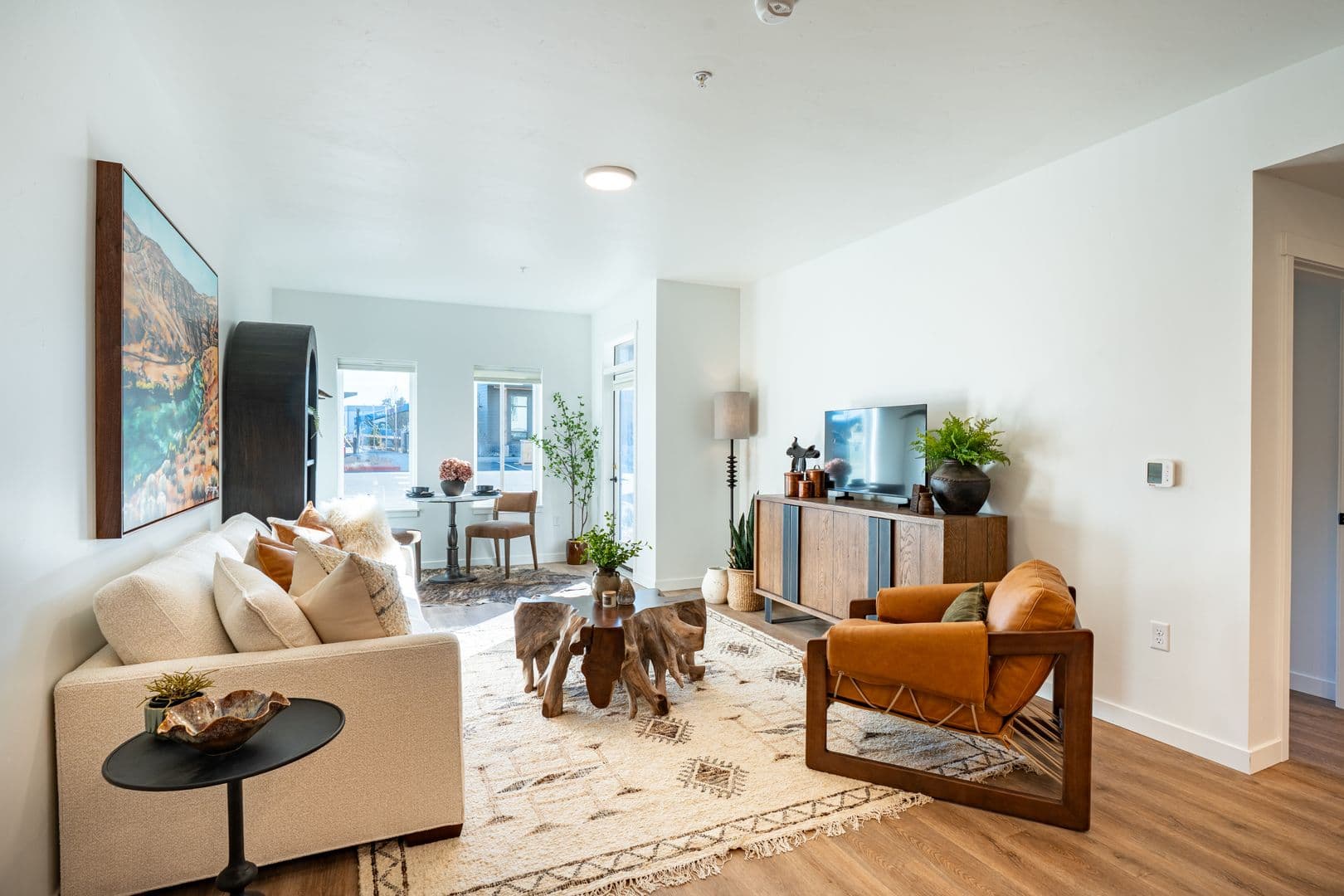 Bend Apartment: 20040 SE Easton Pl