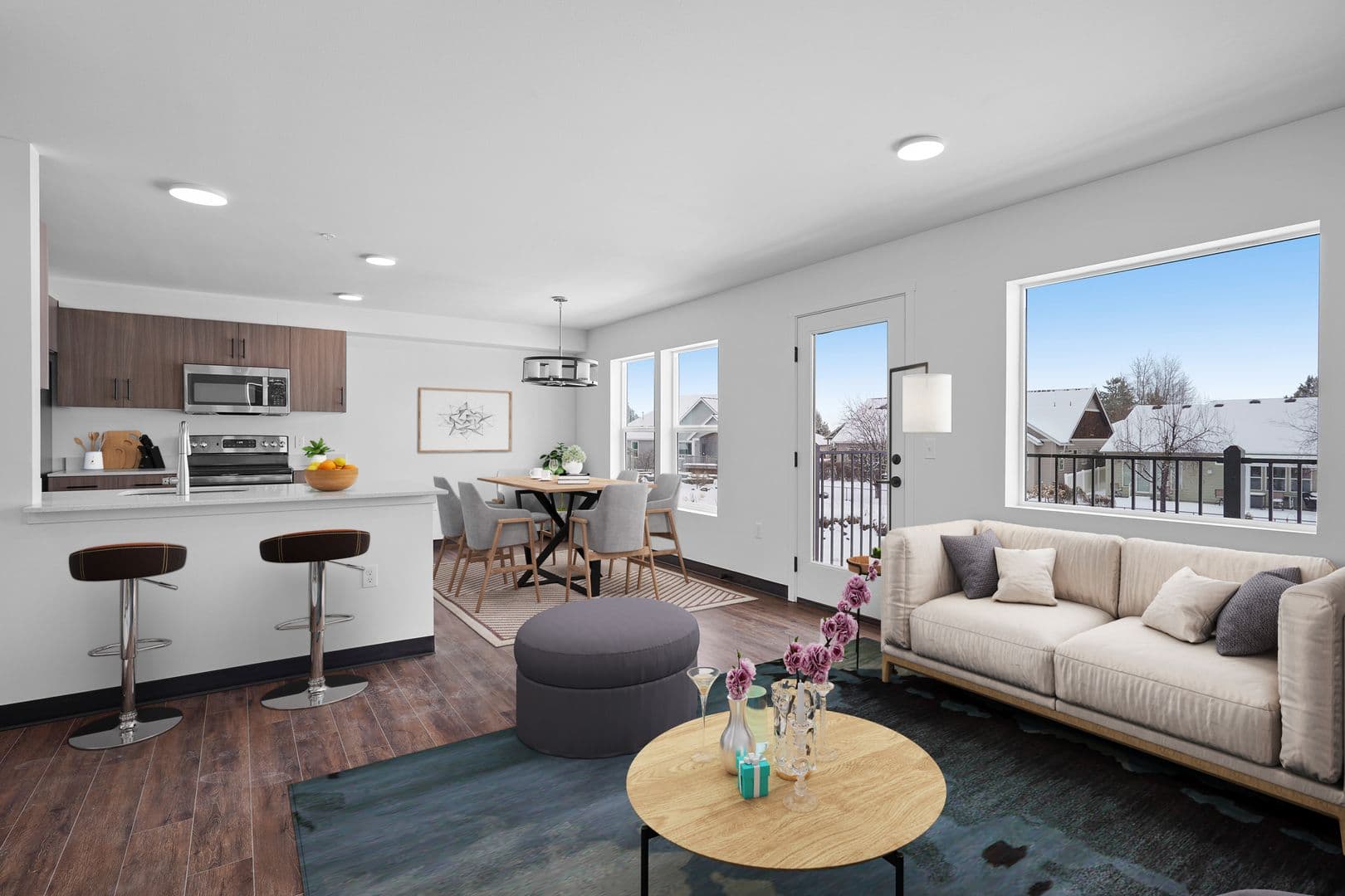 Redmond Apartment: 3770 SW Canal Blvd
