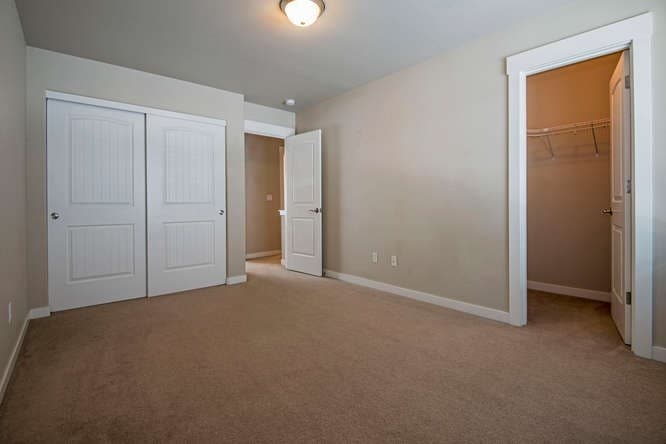 Bend House: 21187 Philly Ave