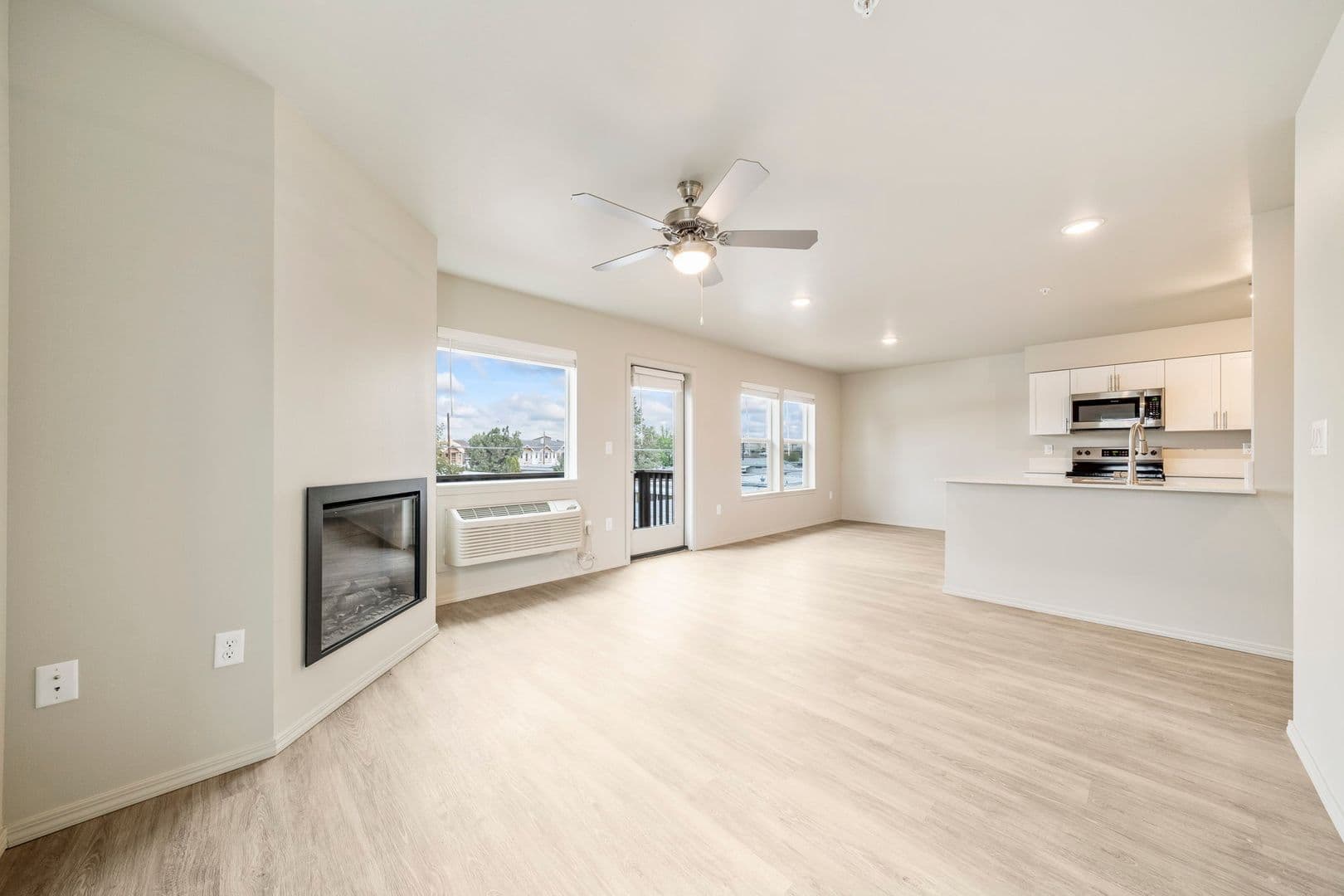 Redmond Apartment: 1848 SW 15th Street