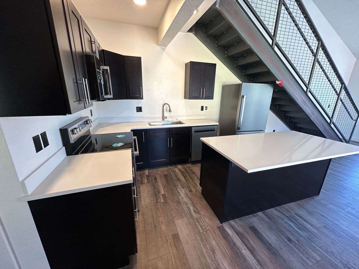 Redmond Apartment: 1431 NW 4th Street