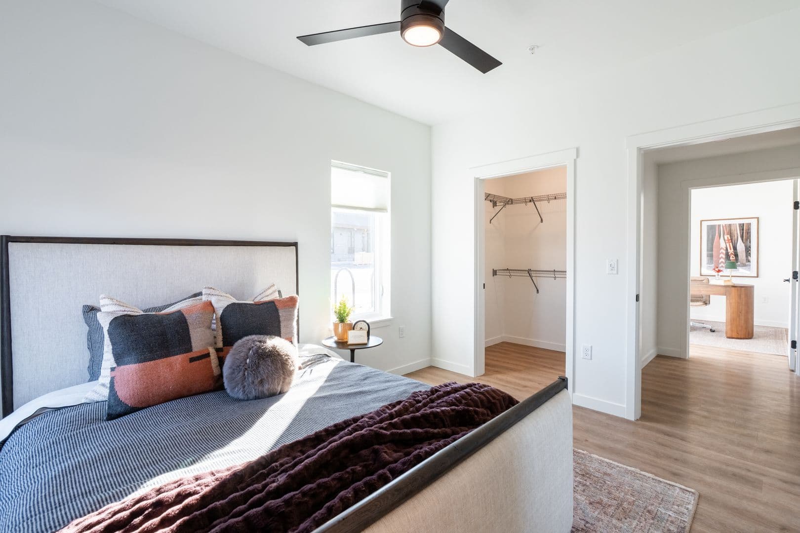 Bend Apartment: 20040 SE Easton Pl