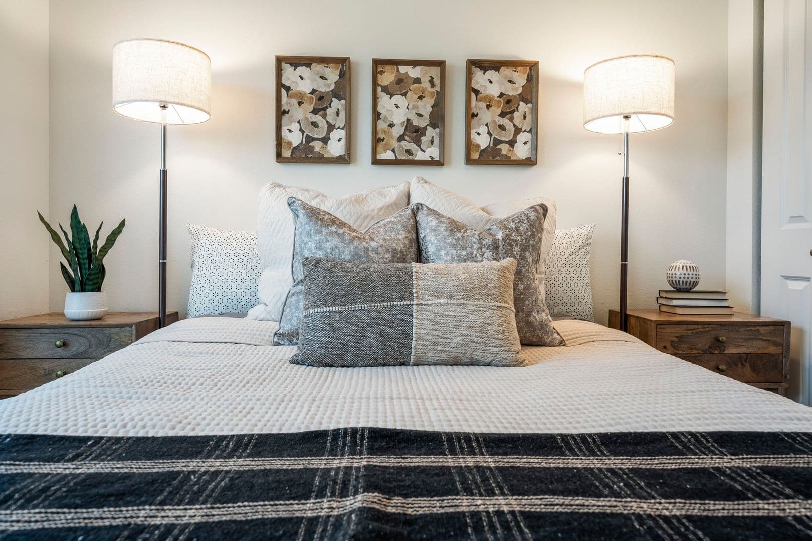Redmond Apartment: 3025 NW 7th Street