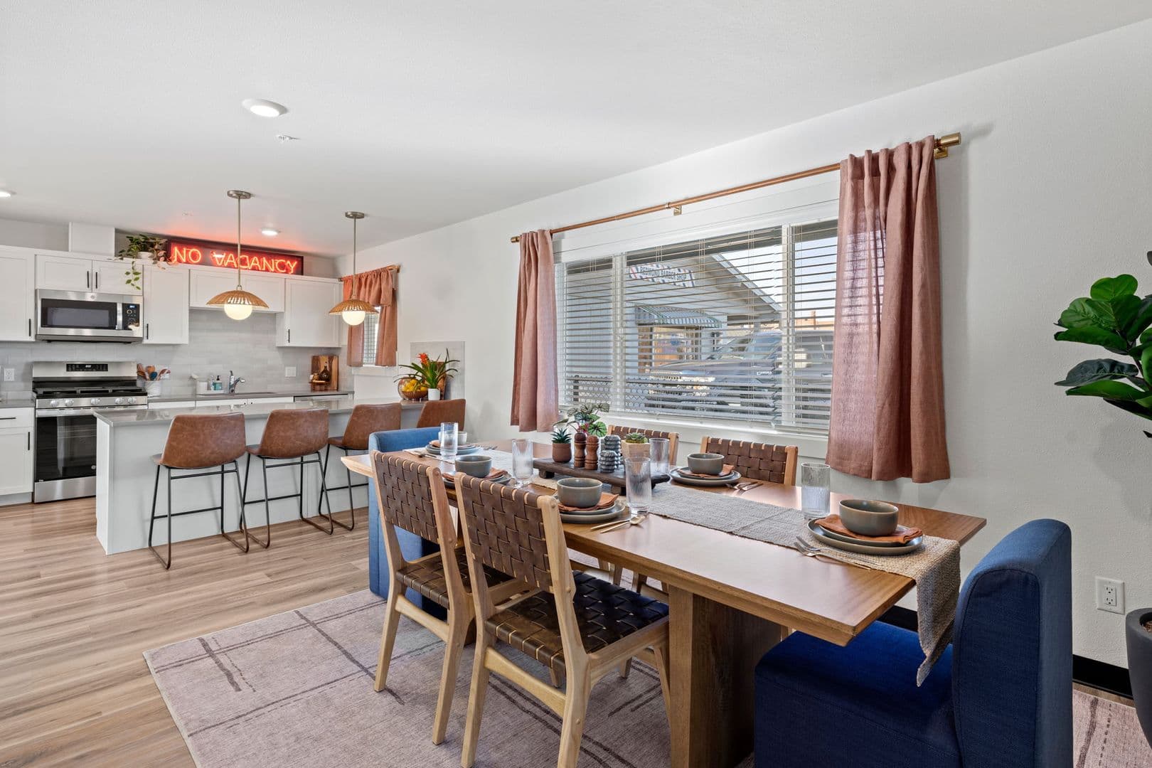 Redmond Apartment: 629 SW 5th Street