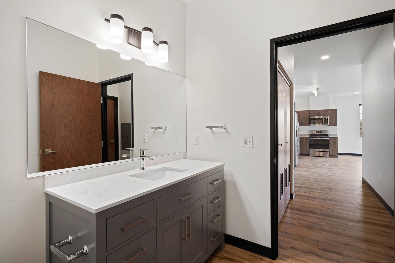 Bend Apartment: 144 SW Crowell Way