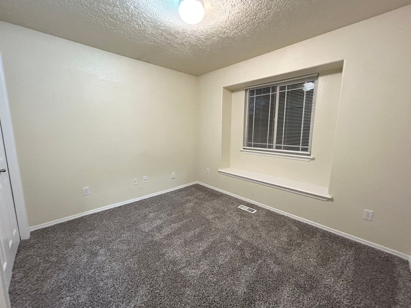 Meridian House: 560 E Blue Heron