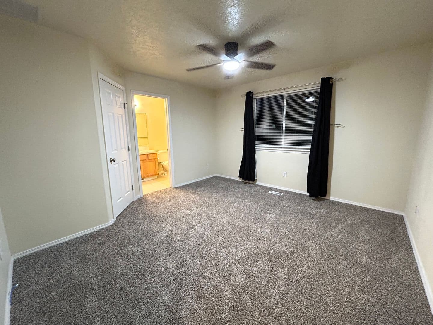 Meridian House: 560 E Blue Heron