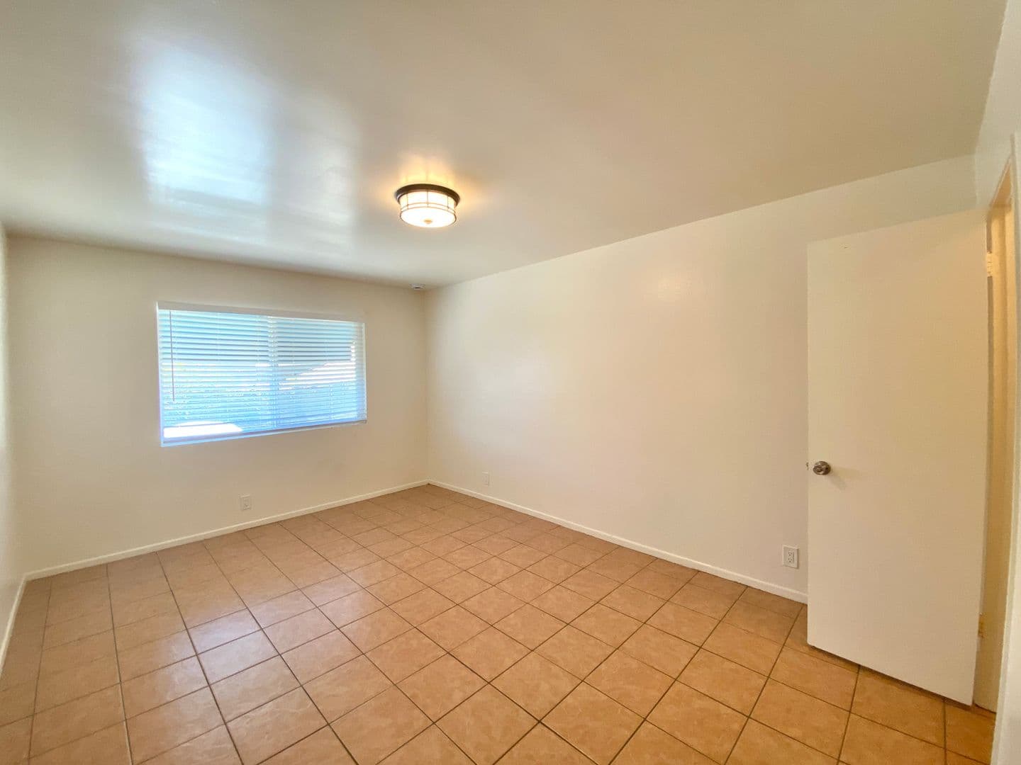 Goleta Apartment: 345 Mathilda Dr.