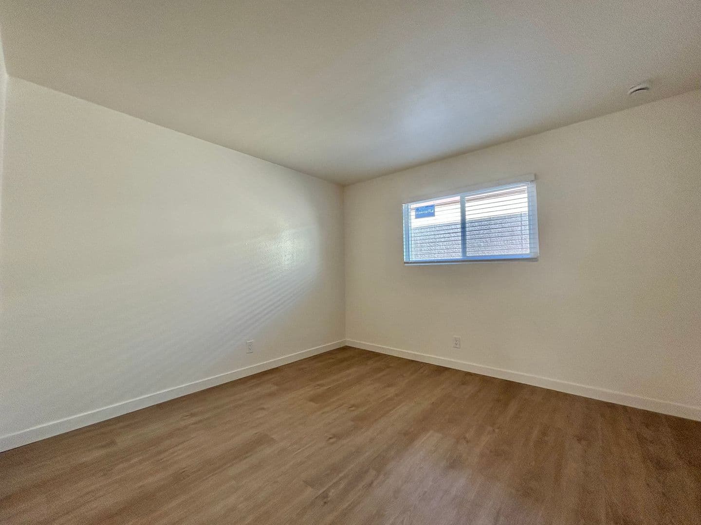 Santa Maria Apartment: 1000-1042 W. Orange Street