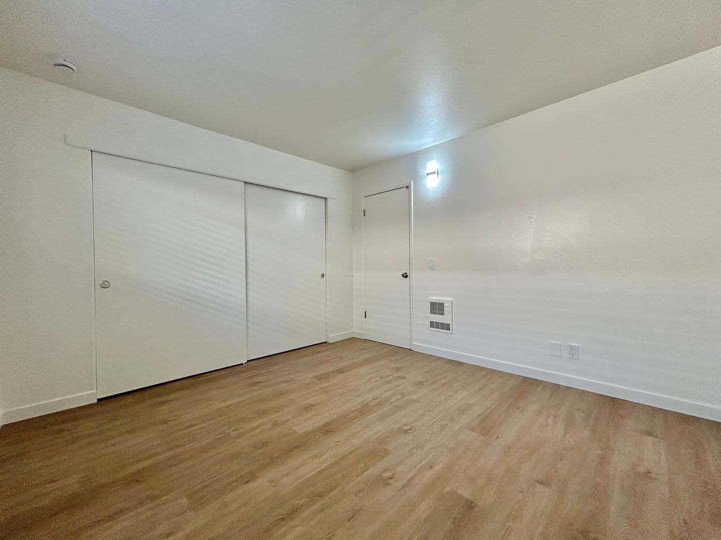 Santa Maria Apartment: 1000-1042 W. Orange Street