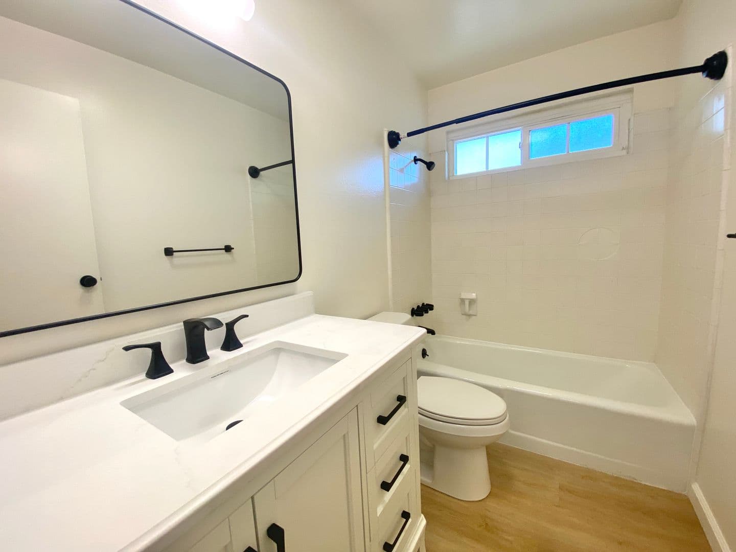 Santa Barbara Apartment: 112 W. Arrellaga