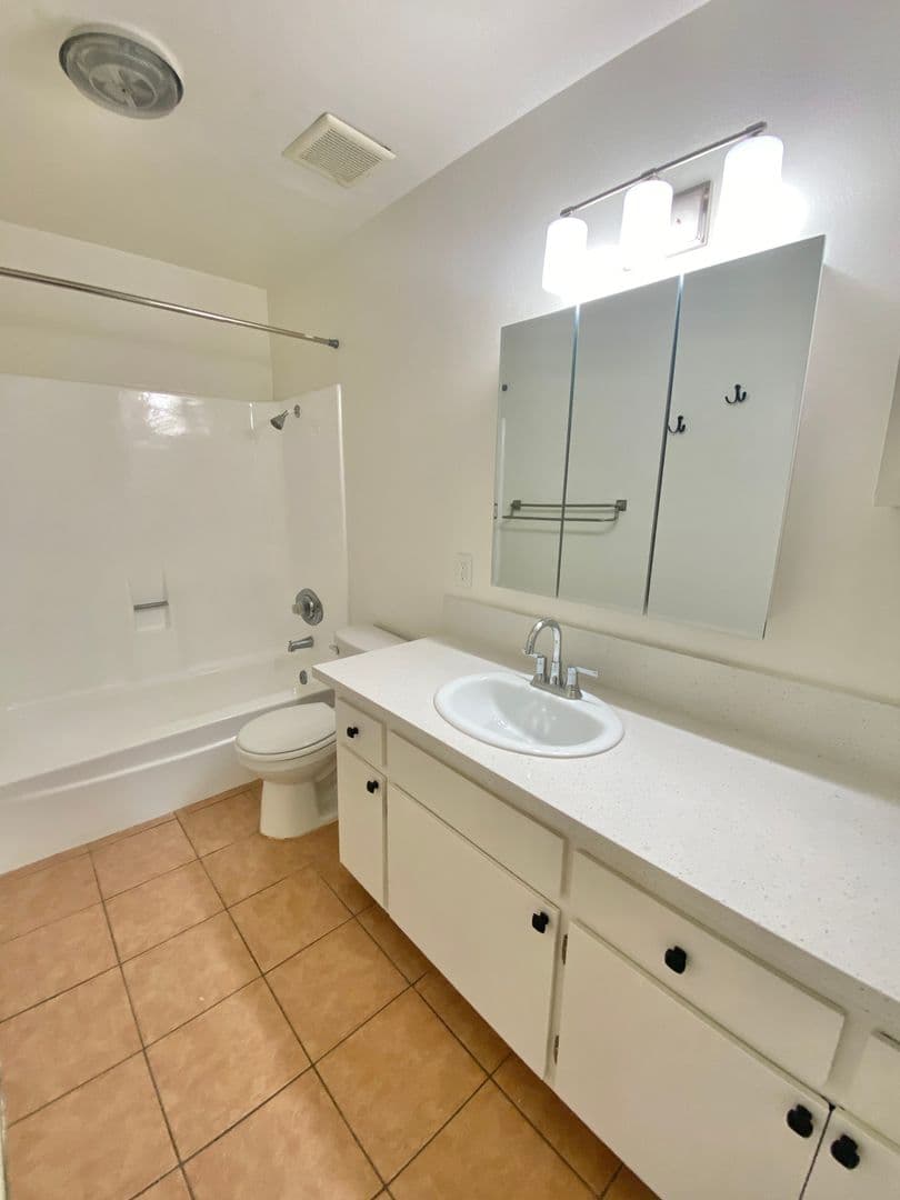 Goleta Apartment: 345 Mathilda Dr.