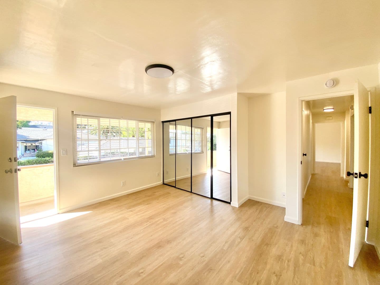 Santa Barbara Apartment: W. Arrellaga/Chapala St.