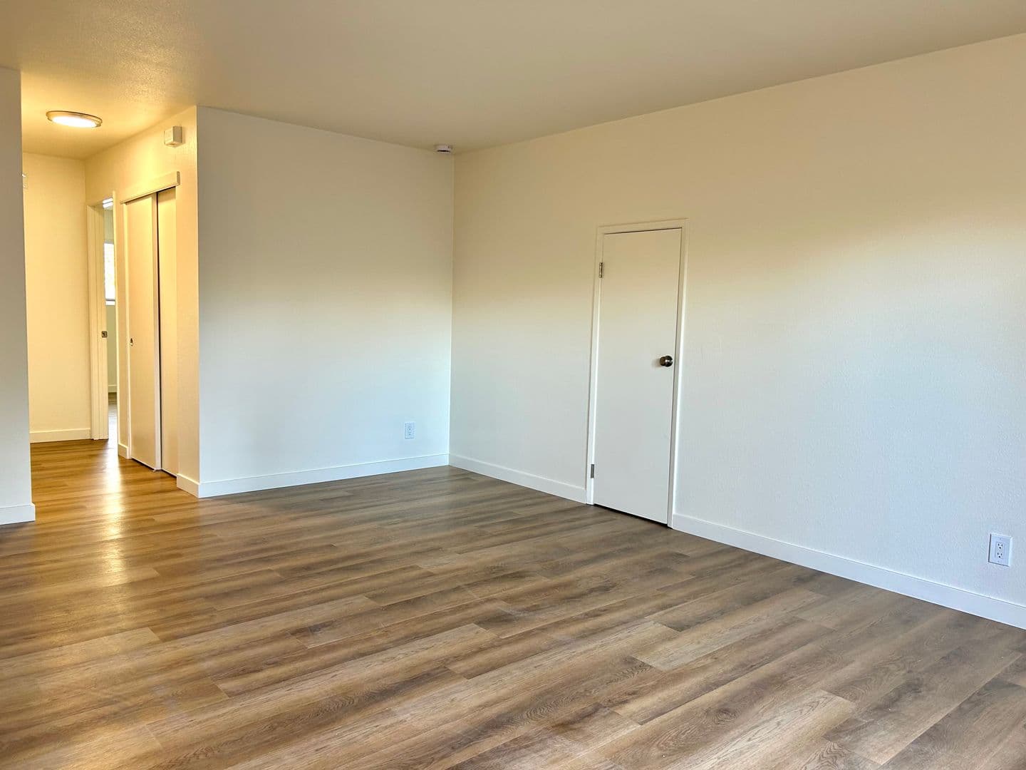 Santa Maria Apartment: 1000-1042 W. Orange Street