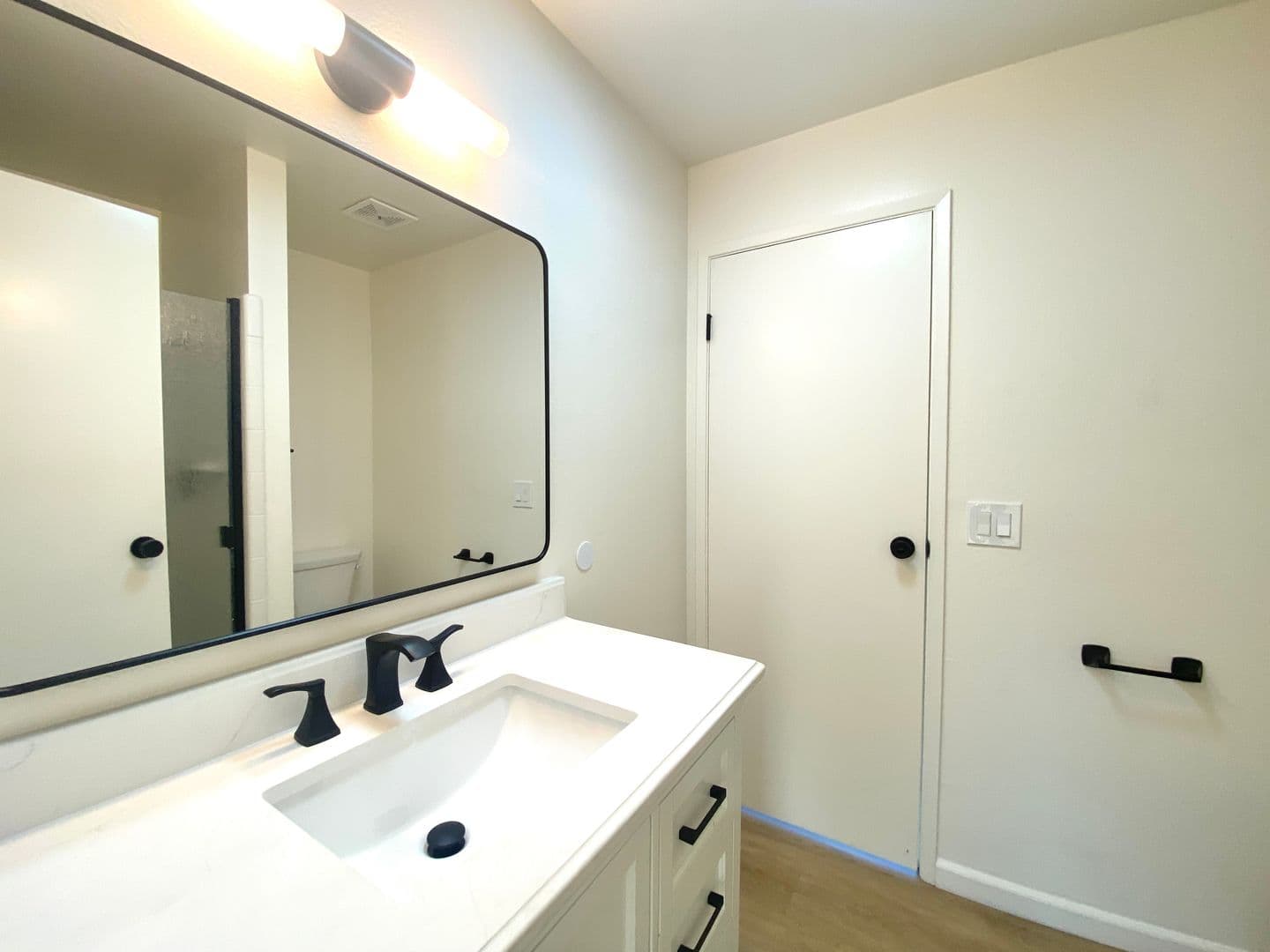 Santa Barbara Apartment: W. Arrellaga/Chapala St.