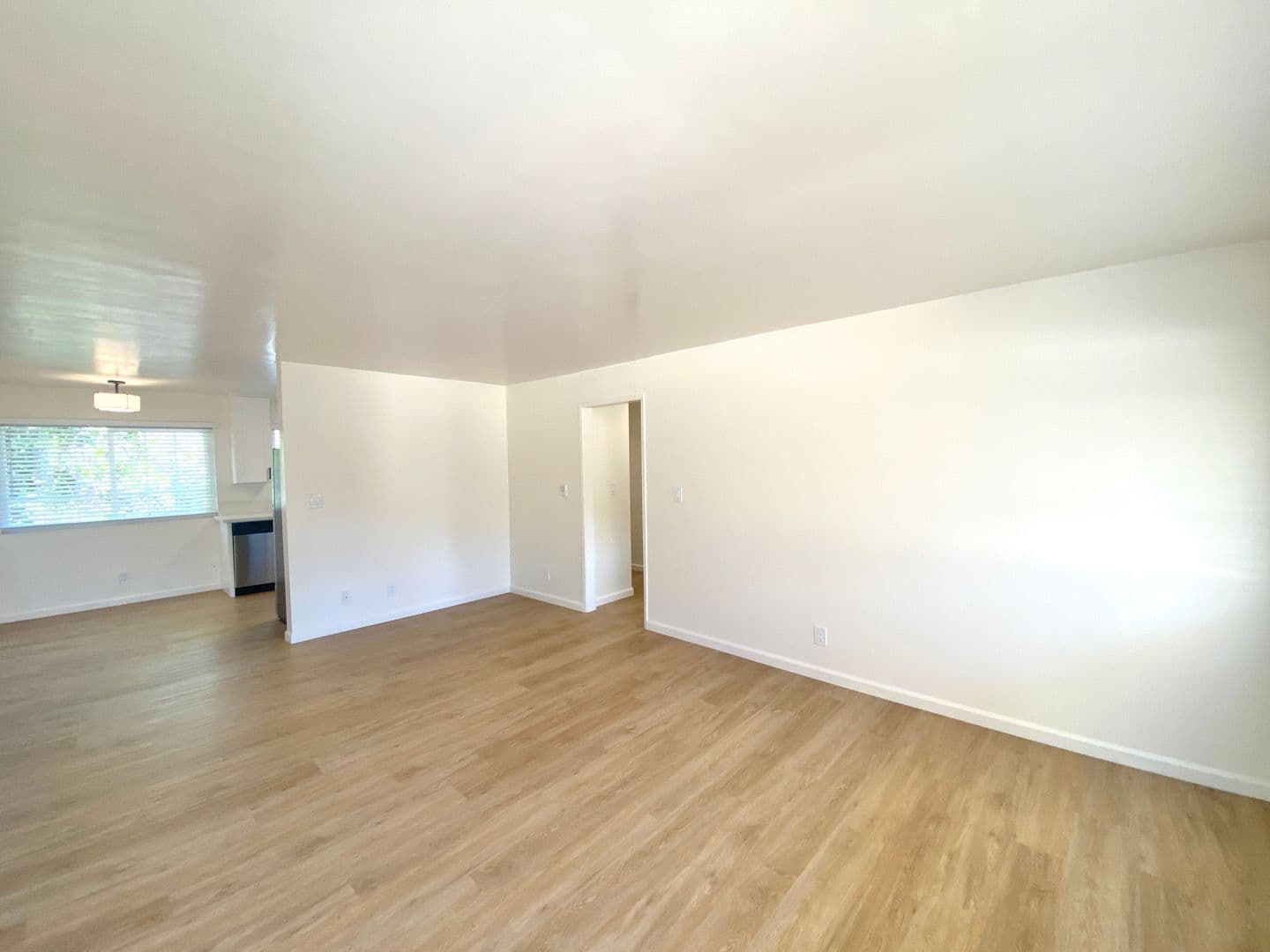 Santa Barbara Apartment: 112 W. Arrellaga
