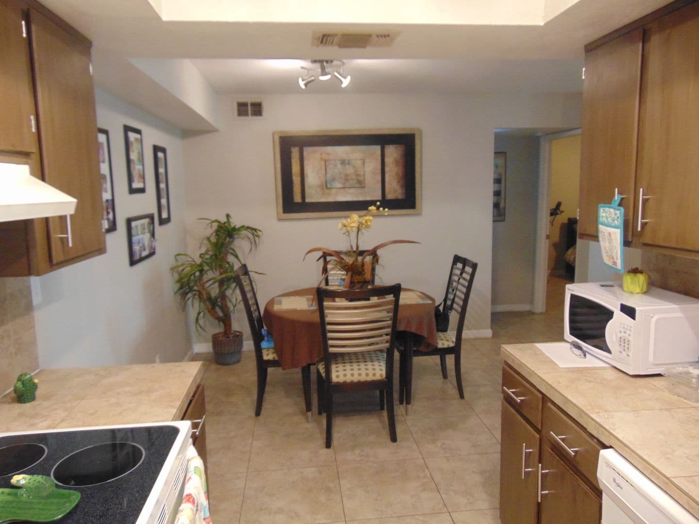 Scottsdale House: 6480 N 82nd St