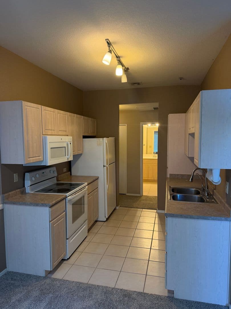 Scottsdale Condo: 9600 N 96th St #223