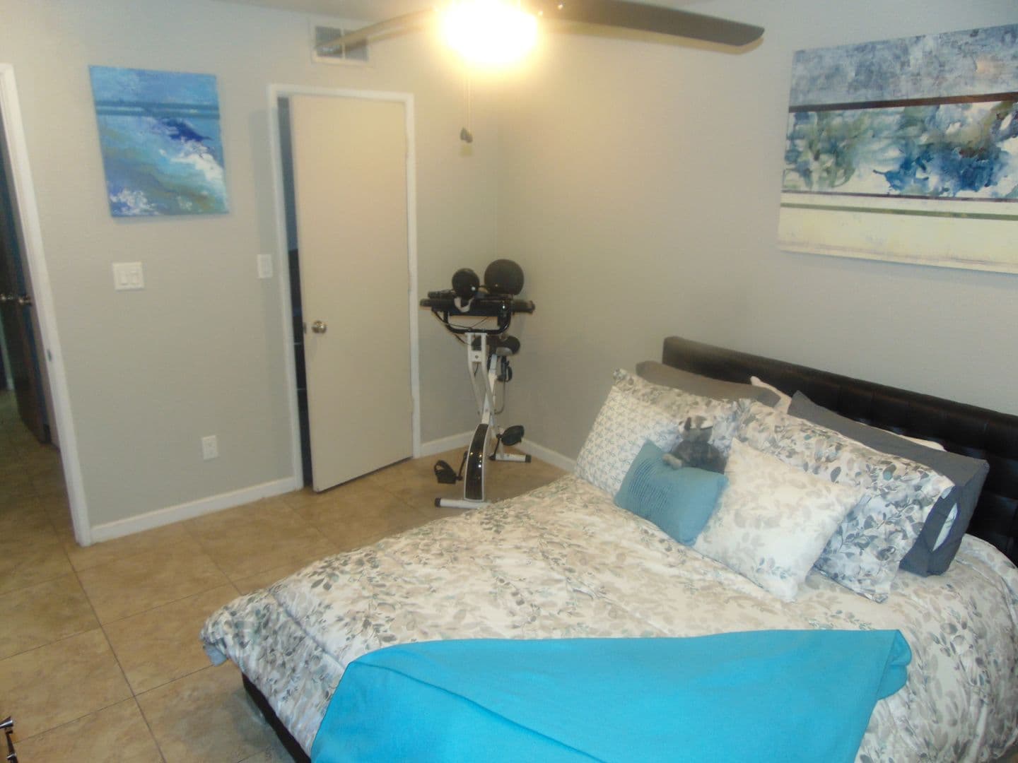 Scottsdale House: 6480 N 82nd St