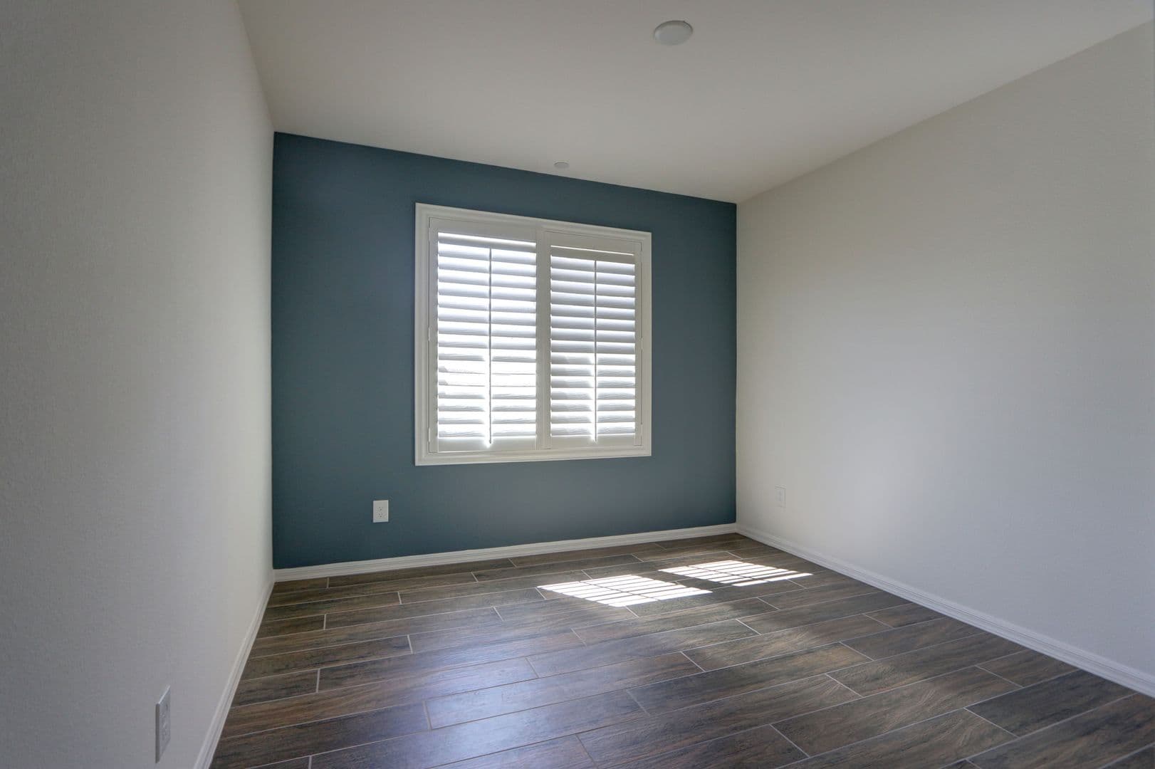 Las Vegas House: 93 W. Alamere Falls Dr.