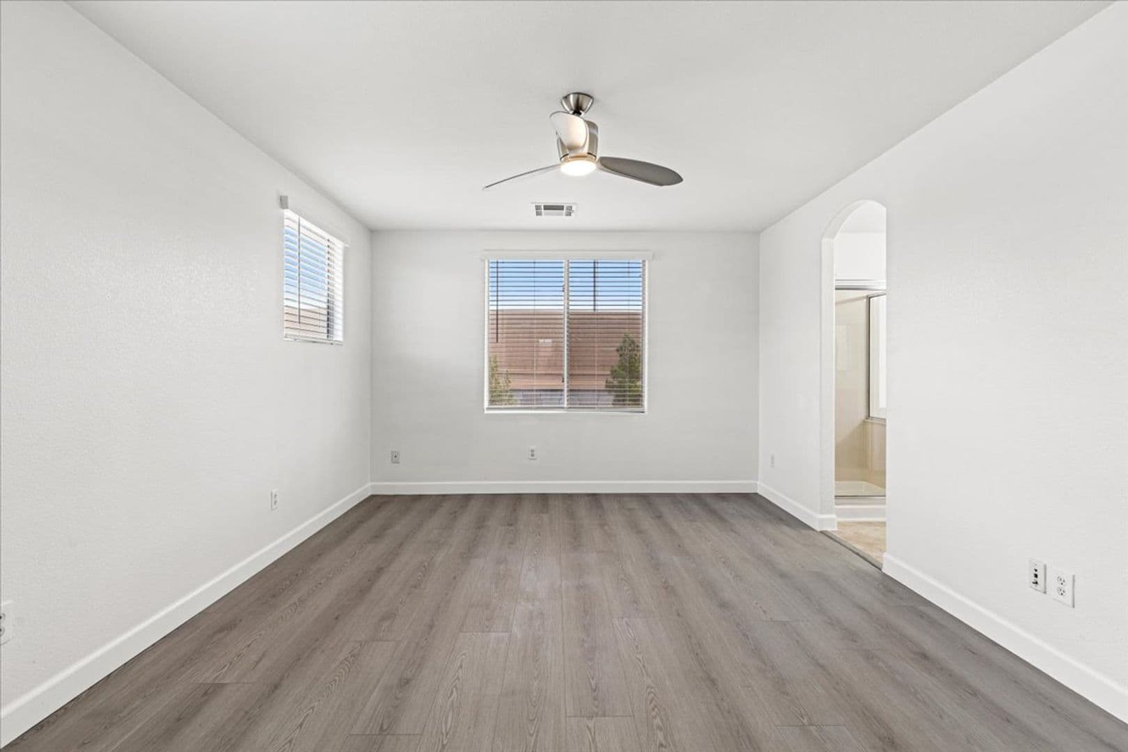 Las Vegas House: 7384 Emerald Glow St.
