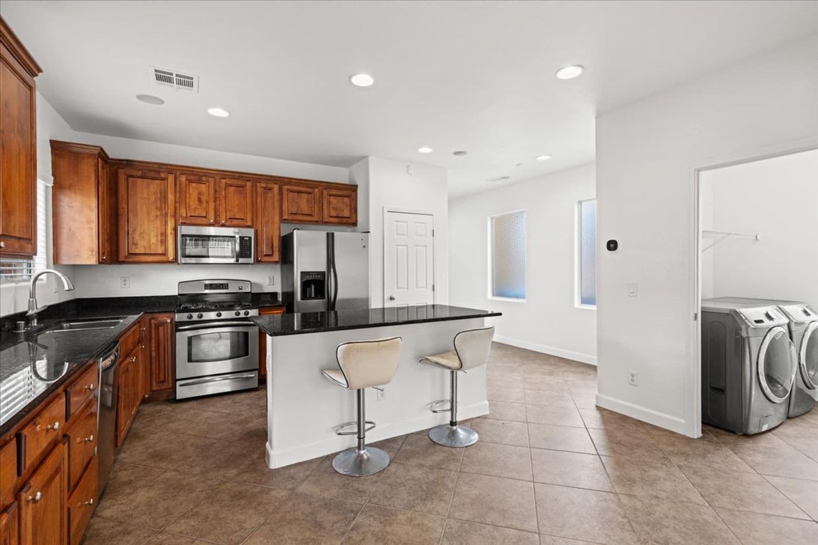 Las Vegas House: 7384 Emerald Glow St.