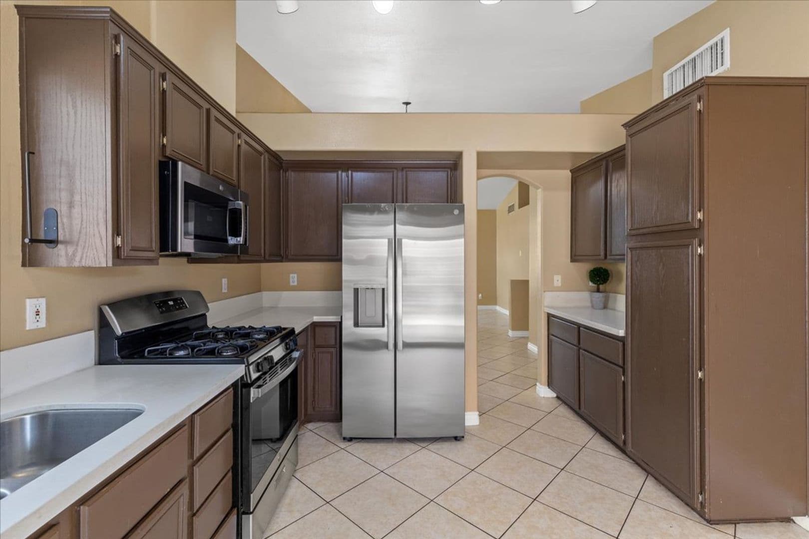 N. Las Vegas House: 3431 Outlook Point St.