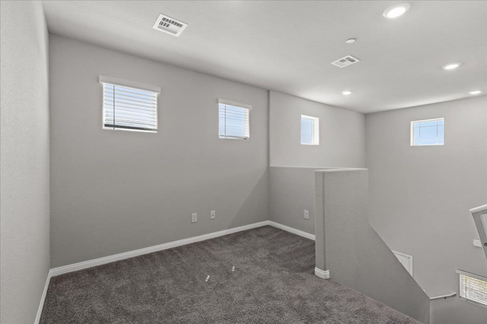 Las Vegas House: 7910 Diamond Sky Av. - (C2)