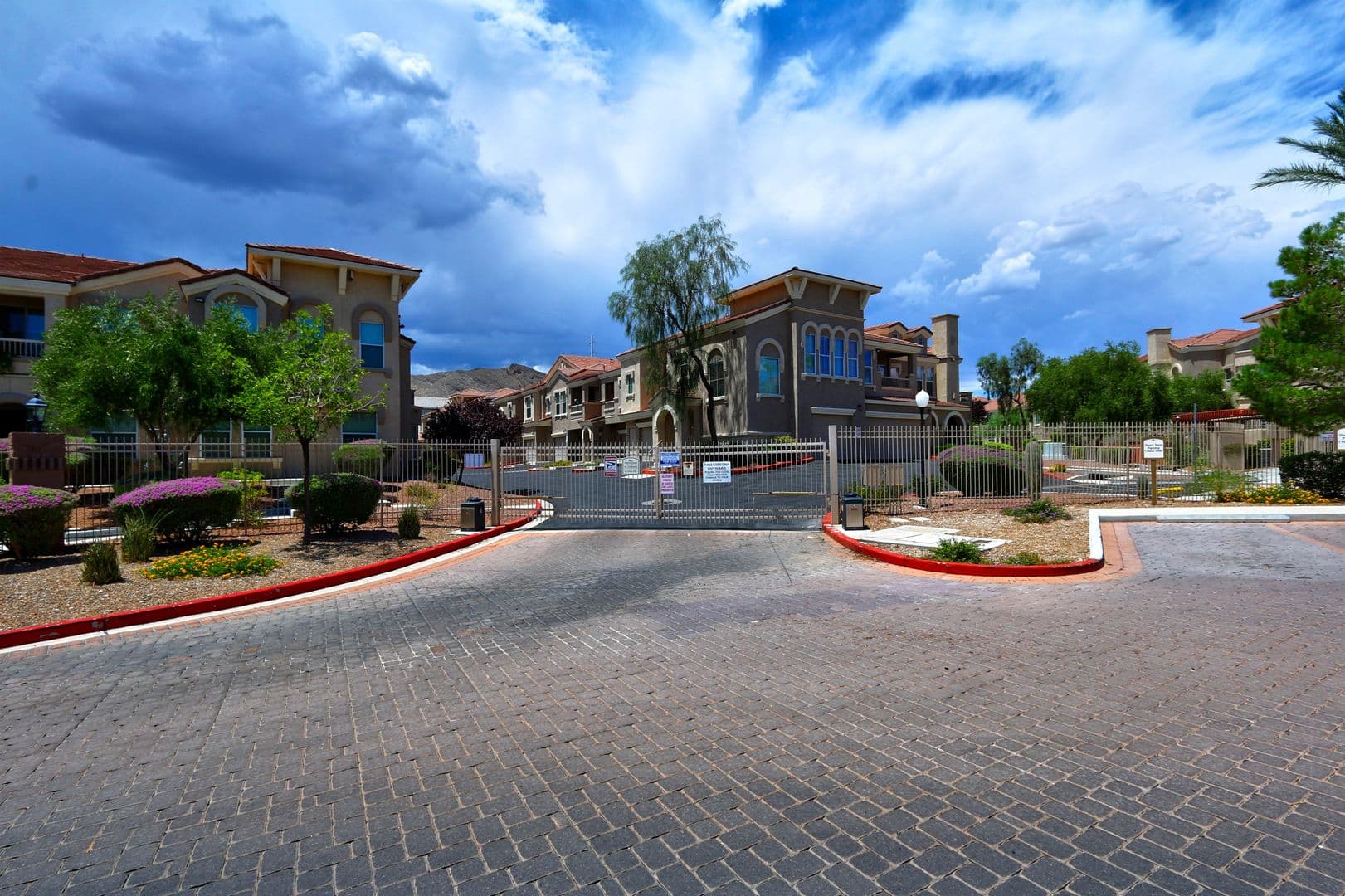 Las Vegas Condo: 10550 W. Alexander Rd. #2135