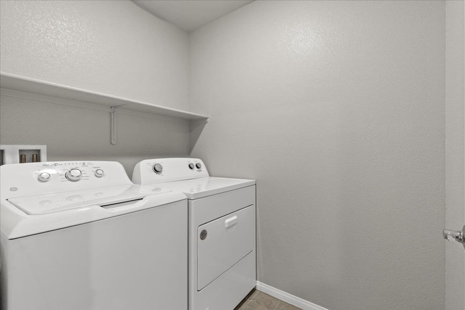 Las Vegas House: 7910 Diamond Sky Av. - (C2)