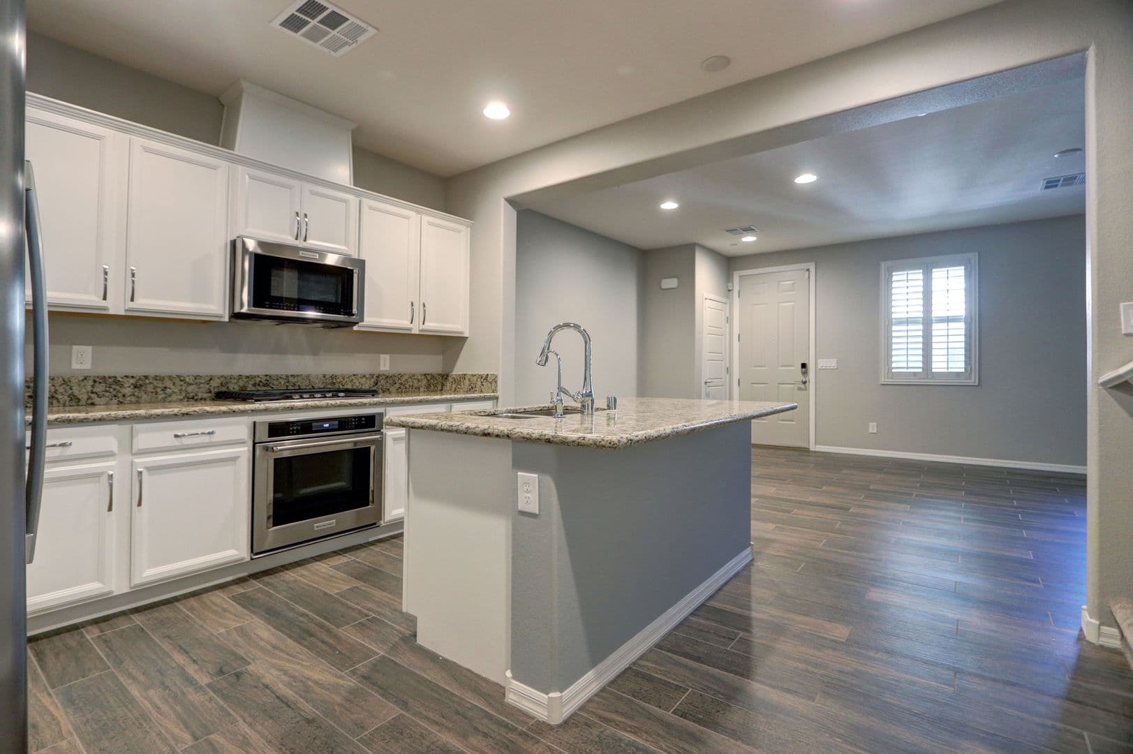 Las Vegas House: 93 W. Alamere Falls Dr.