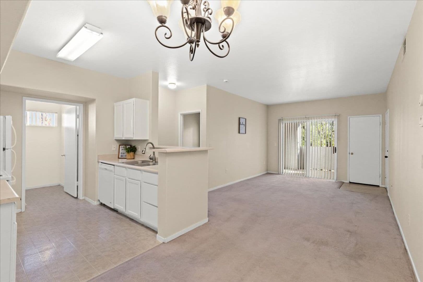 Las Vegas House: 2615 W. Gary Ave. #2047