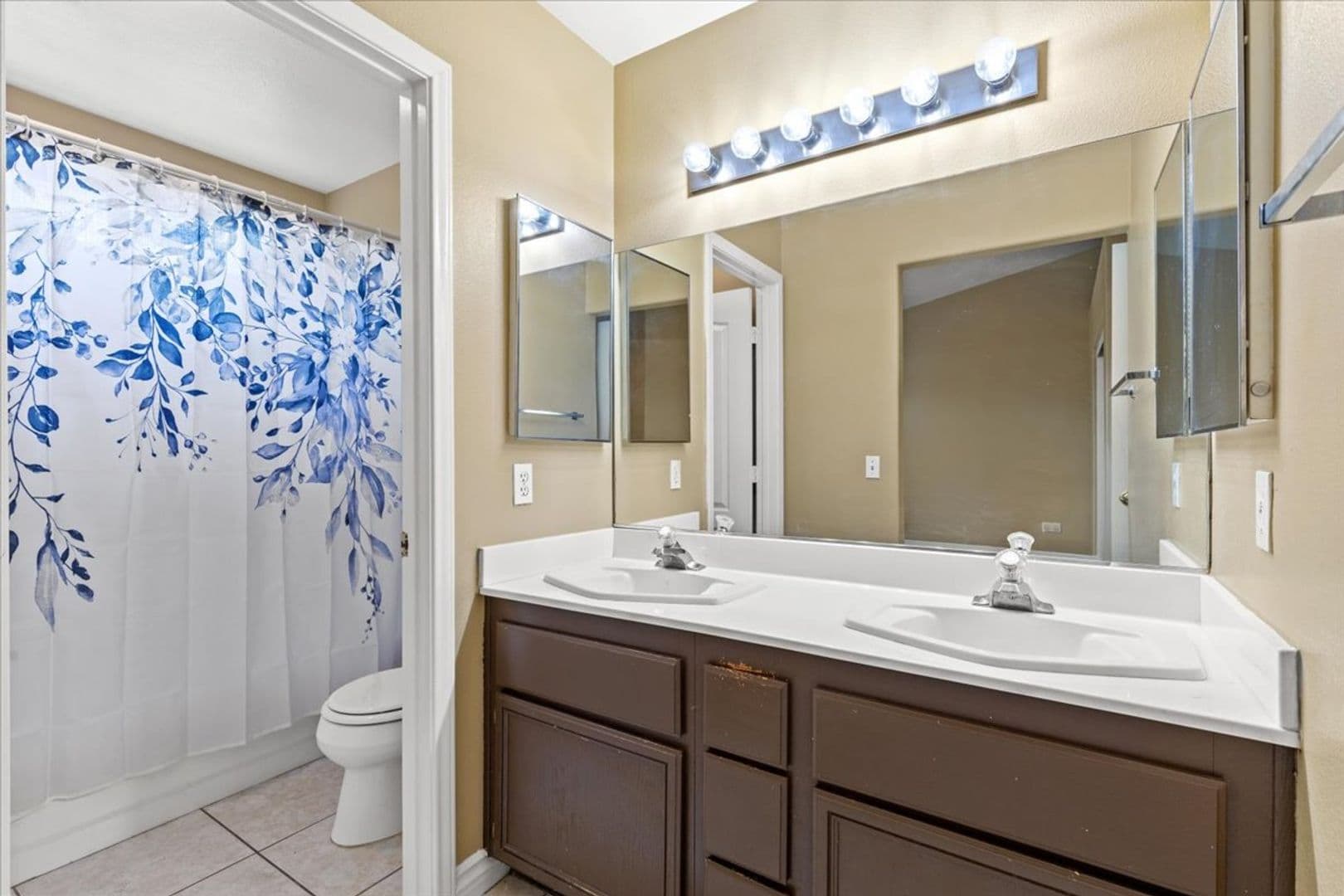 N. Las Vegas House: 3431 Outlook Point St.