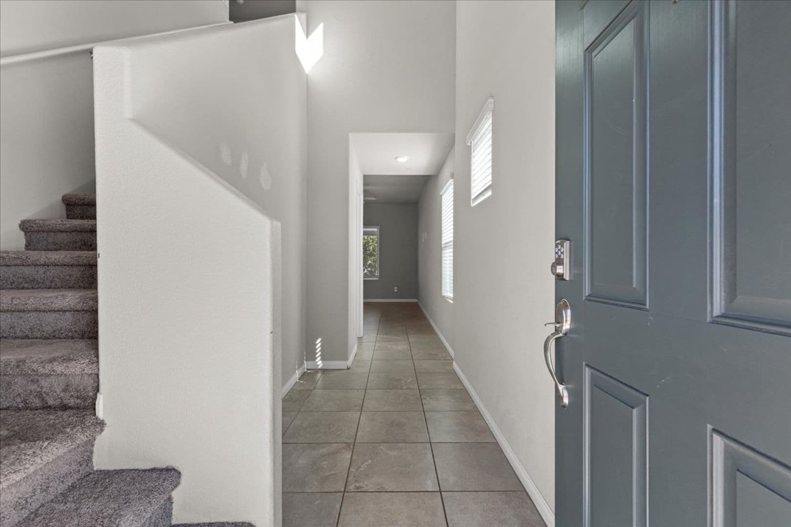 Las Vegas House: 7910 Diamond Sky Av. - (C2)