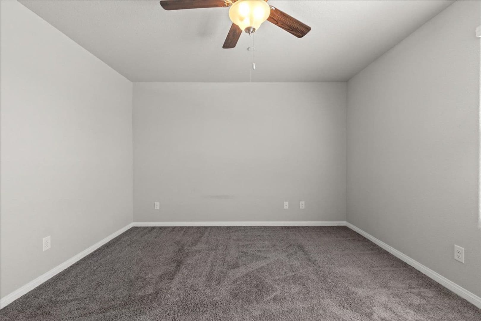 Las Vegas House: 7910 Diamond Sky Av. - (C2)