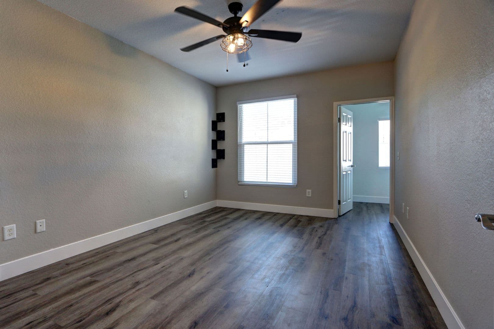 Las Vegas Condo: 10550 W. Alexander Rd. #2135